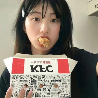 俏如彩蝶飞飞飞